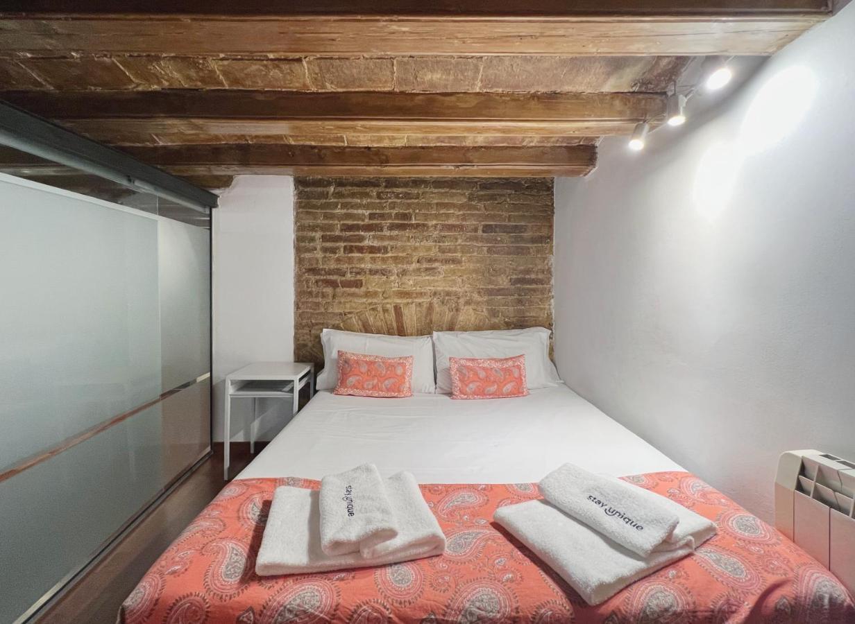 ברצלונה Stay U-Nique Apartments Placa Universitat מראה חיצוני תמונה