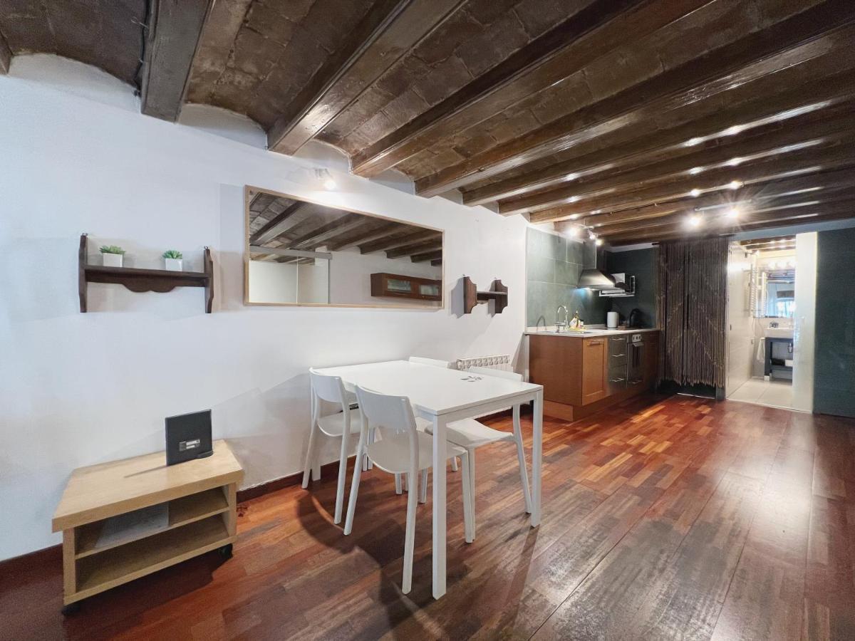 ברצלונה Stay U-Nique Apartments Placa Universitat מראה חיצוני תמונה